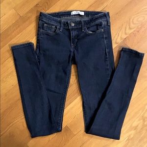 Hollister straight leg legging type. Like new.